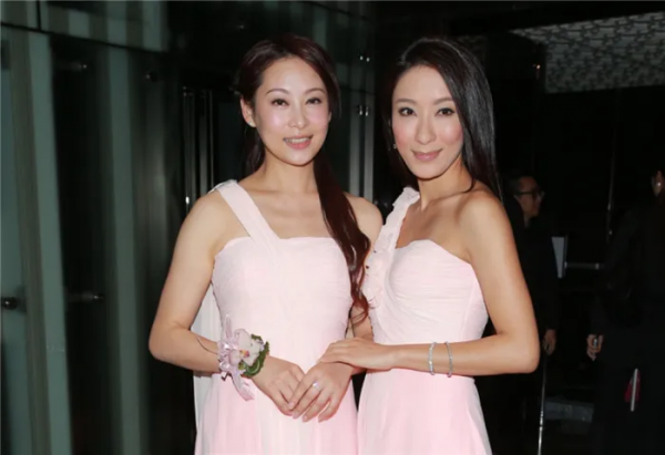 香港影壇8對姐妹花：梅豔芳姐妹倆已去世，陳秀雯陳加玲淡出銀幕