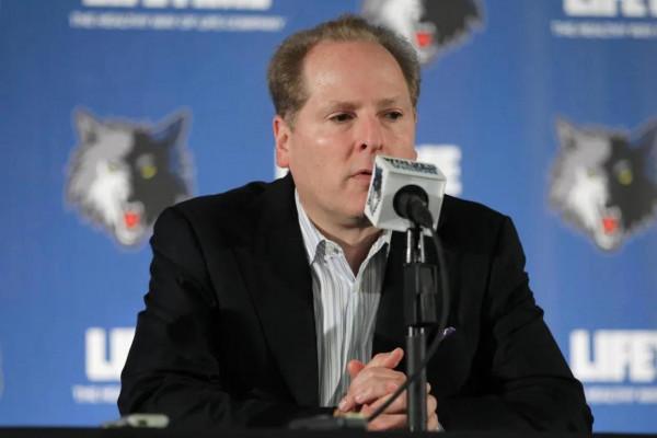 美媒列出了NBA歷史上最荒謬的十次罰款，詹姆斯踢水瓶被罰