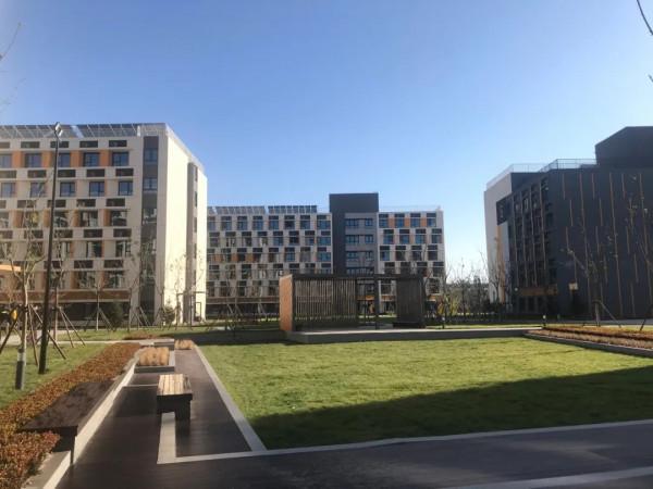 租房難、租房貴?北京集體土地租賃房來了!已開工約7萬套,面向畢業生、藍領工人…… 租房難、租房貴?北京集體土地租賃房來了!已開工約7萬套,面向畢業生、藍領工人……