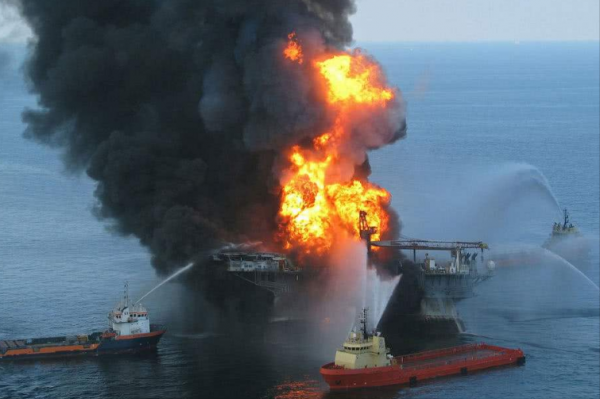 1月19日，印度驅逐艦爆炸；美俄外長通話；波蘭總統支援中國冬奧