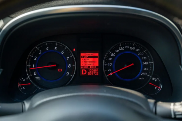 愛好者的成就裡，需要一輛大排自吸——二手英菲尼迪FX35