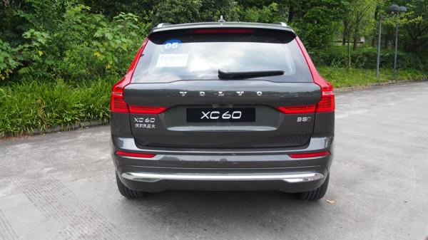 別看是二線豪華品牌，還是有幾把刷子的，試駕沃爾沃新款XC60