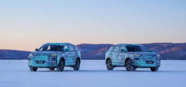 寶馬iX1車型的內飾曝光；馬自達申請轉子發動機混動系統專利