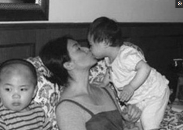 金星仨孩子近照曝光，全是棄嬰，金星好有愛