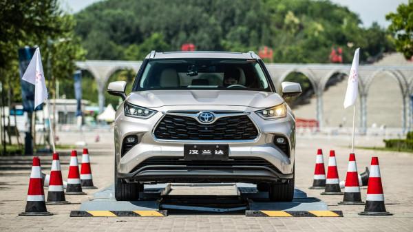 能幹掉漢蘭達的只有漢蘭達！30萬閉眼買