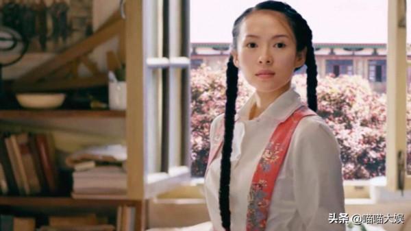 80後演13歲，40多歲演少女，眼神猥瑣、滿臉褶子，尬演&OpenCurlyDoubleQuote;少年感&rdquo;