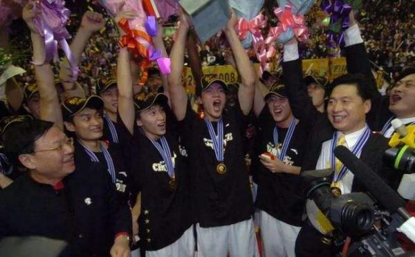 長文盤點 | 廣東宏遠三個“王朝”時期分別都有哪些成員?來看下 長文盤點 | 廣東宏遠三個“王朝”時期分別都有哪些成員?來看下