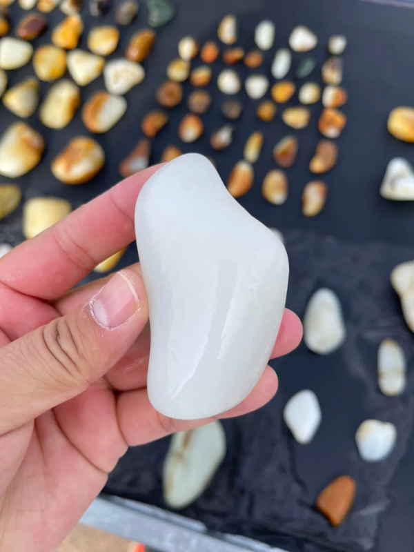 2021翻篇啦 · 如今和田玉石巴扎的行情怎樣