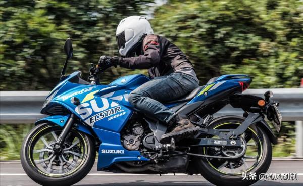 試駕鈴木SUZUKI 雙劍客GIXXER250/SF 250,油冷——熱情未冷 試駕鈴木SUZUKI 雙劍客GIXXER250/SF 250,油冷——熱情未冷