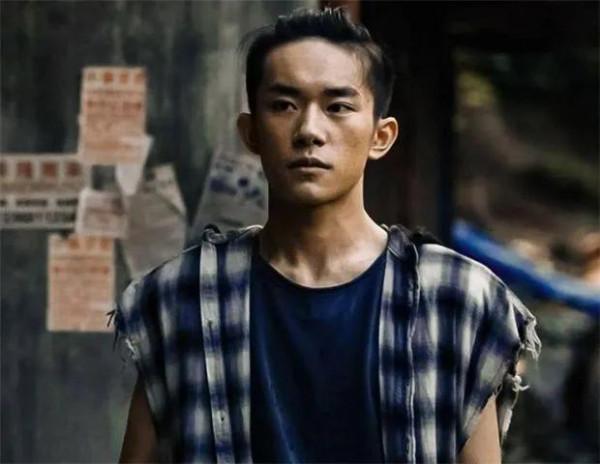 易烊千璽竟然參演了《鐵梨花》，不要說我是最後一個知道的