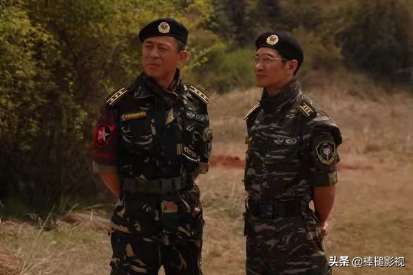 熒屏上這10位男演員塑造的軍人形象，哪個是你最喜歡的呢？