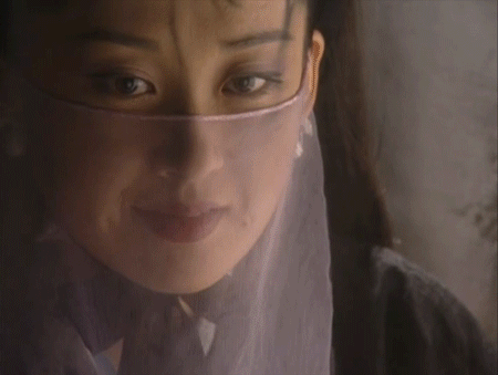 5位有梨渦的內地女星，笑起來俏麗無雙，不笑時眼角眉梢都是風情