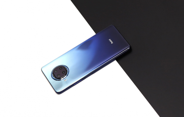 2月&OpenCurlyDoubleQuote;最值得&rdquo;買的5款低價手機盤點，256GB版本最低1399元