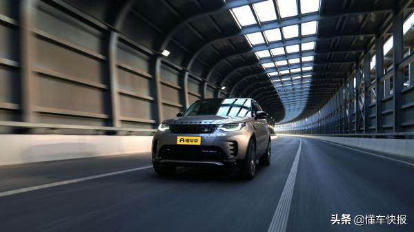 公路效能提升，標配空氣懸架，試駕2021款路虎發現