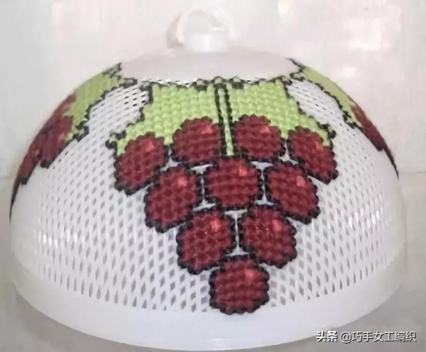 剩餘的十字繡線，在籃子上這樣刺繡，看完第一個就想收了