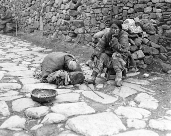 1959年，河南林縣四處尋找一個人，一馬伕哽咽道：主席還記得我