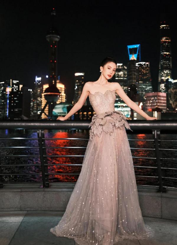 金晨星空禮服活動圖