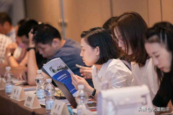 玉屏旅遊負責人參加全聯旅遊業商會“民營旅遊企業調研座談會” 玉屏旅遊負責人參加全聯旅遊業商會“民營旅遊企業調研座談會”