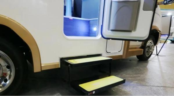 輕奢內裝,匠心打造,房車生活就這麼精緻!秦帝最新歐勝國六房車 輕奢內裝,匠心打造,房車生活就這麼精緻!秦帝最新歐勝國六房車