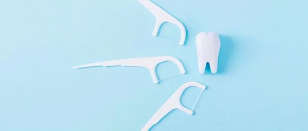 晚上睡覺,總感覺嘴裡很苦,還發幹?注意:或與這4個原因有關 晚上睡覺,總感覺嘴裡很苦,還發幹?注意:或與這4個原因有關