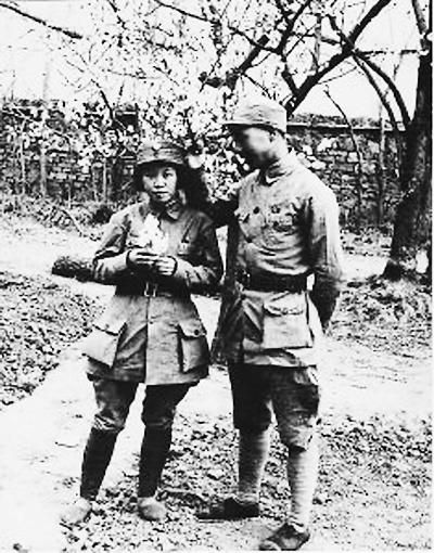 楊成武向毛主席彙報,臨走差點流淚?毛主席省出6個青稞饅頭給楊 楊成武向毛主席彙報,臨走差點流淚?毛主席省出6個青稞饅頭給楊