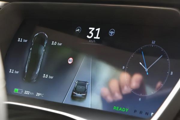 凱迪拉克的駕駛輔助,有可能是同級別最好用的 凱迪拉克的駕駛輔助,有可能是同級別最好用的