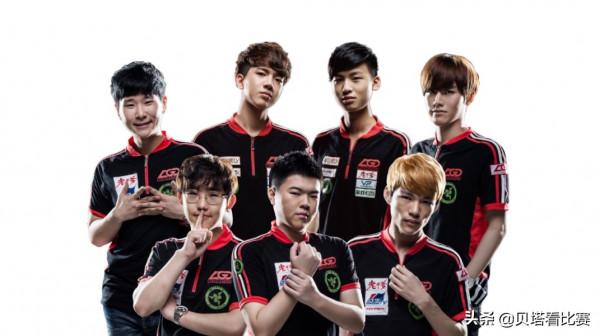 LPL四隊上榜!外媒評級最令人失望戰隊:FPX登頂,S8的RNG排第10 LPL四隊上榜!外媒評級最令人失望戰隊:FPX登頂,S8的RNG排第10