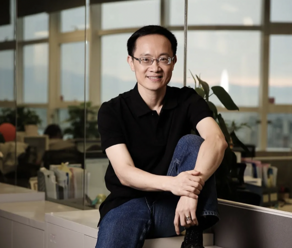 藏在雷軍背後的男人：成廣州新首富，坐擁500億資產，憑啥？