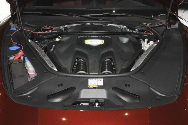 實拍Panamera E-Hybrid，116&period;8萬起，配2&period;9T&plus;電機，4&period;4秒破百