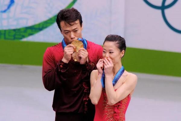 申雪趙宏博是我國冰滑雙料冠軍，退役後從事冰滑教練和管理工作