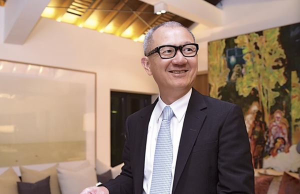 關之琳前夫拍賣珍藏佳釀,估價8800萬,與劉鑾雄齊名為頂級收藏家 關之琳前夫拍賣珍藏佳釀,估價8800萬,與劉鑾雄齊名為頂級收藏家