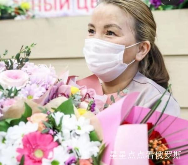 俄羅斯38歲的艾塔琳娜生14個孩子成為超級母親英雄