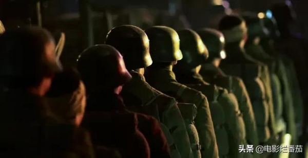 31屆華鼎獎:《八佰》有權代表中國,劉德華被國外影帝“圍攻” 31屆華鼎獎:《八佰》有權代表中國,劉德華被國外影帝“圍攻”