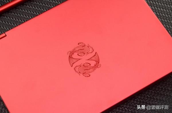 國產推出“錦鯉限量版”迷你筆記本:10.1英寸,1TB,i7處理器 國產推出“錦鯉限量版”迷你筆記本:10.1英寸,1TB,i7處理器