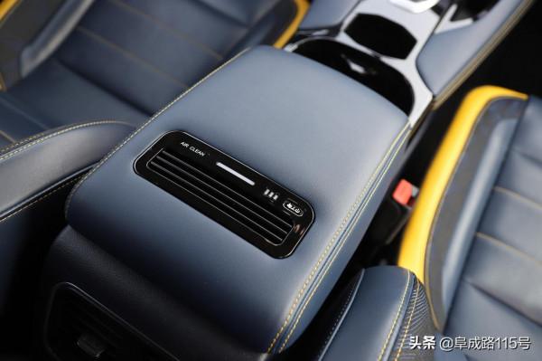 脫離手機聊微信! 這款2.0T四驅的轎跑SUV頂配才15萬 脫離手機聊微信! 這款2.0T四驅的轎跑SUV頂配才15萬