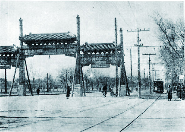 百年公交，車輪滾滾滿載首都蝶變