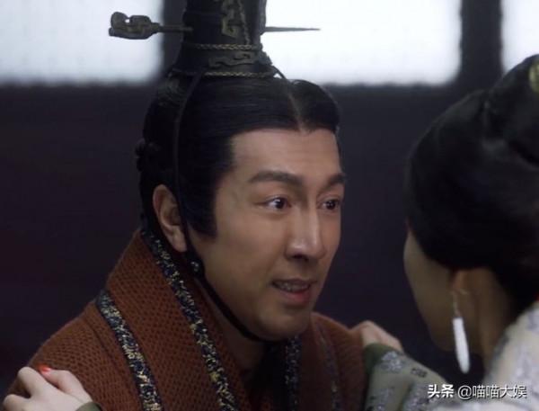 80後演13歲，40多歲演少女，眼神猥瑣、滿臉褶子，尬演&OpenCurlyDoubleQuote;少年感&rdquo;