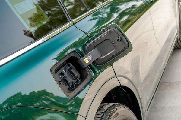 單挑不如群挑？8月新能源銷量公佈，理想一挑三，比亞迪都才第二