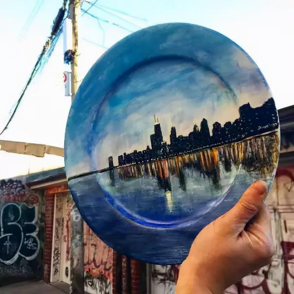 從服務員到藝術家，她只做了一件事