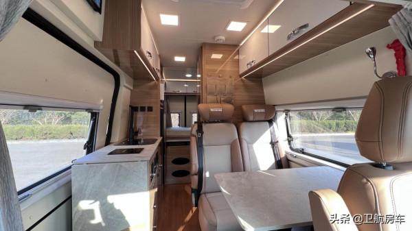 五座福特 夫妻首選移動的家 五座福特 夫妻首選移動的家