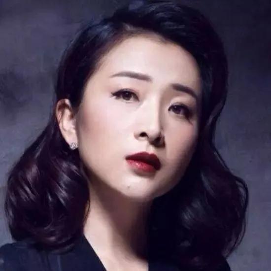 國民爸爸張嘉譯熒幕之後的那些事兒