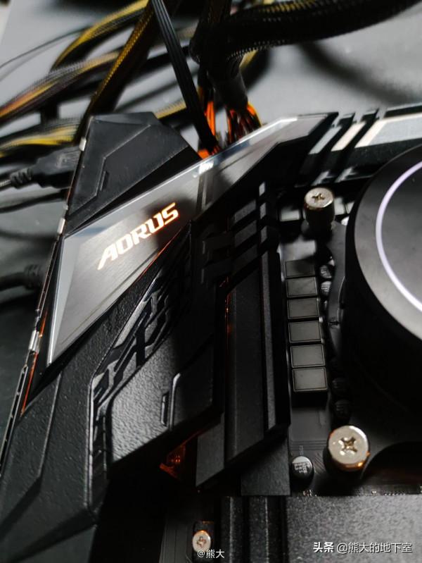 技嘉Z390Aorus Pro wif 技嘉Z390Aorus Pro wif