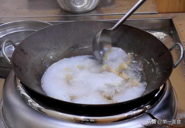 飯店的紅燒雞爪為啥軟糯又入味,原來是有訣竅,廚師長分享做法 飯店的紅燒雞爪為啥軟糯又入味,原來是有訣竅,廚師長分享做法