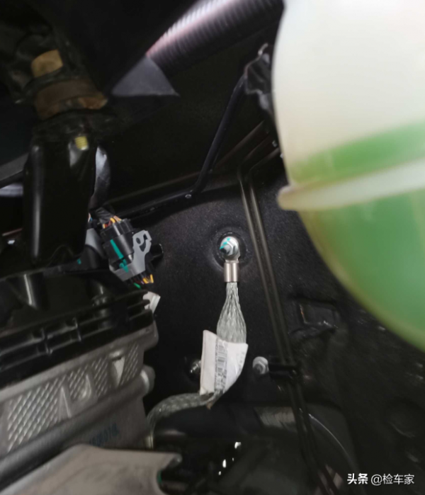 戰狼同款，花14萬買這輛開了兩年的BJ40值嗎？買家：就它了