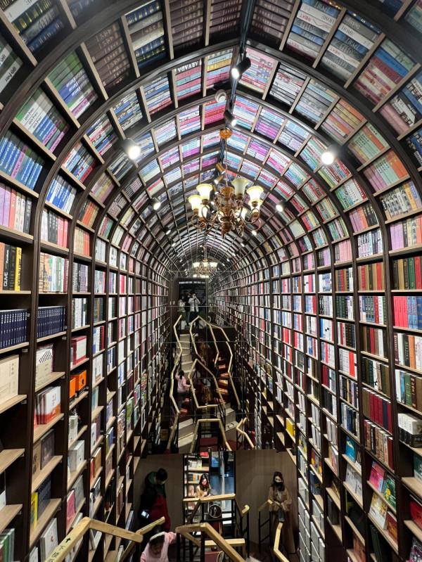 遊記-鍾書閣(融科店) 遊記-鍾書閣(融科店)