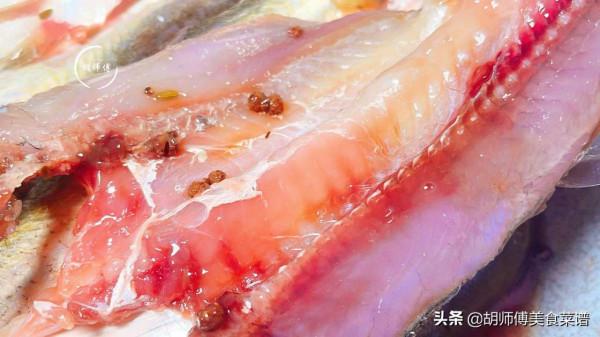 12月,碰到這魚我從不還價,一次買20條醃起來,隨吃隨取,特省事 12月,碰到這魚我從不還價,一次買20條醃起來,隨吃隨取,特省事