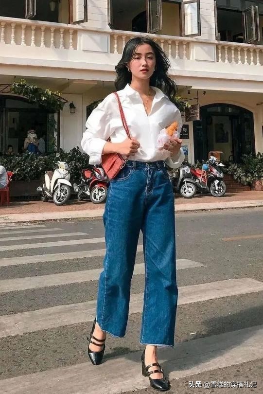 女人45歲以後,不管穿褲子還是裙子,少穿這2種鞋子,低階沒氣質 女人45歲以後,不管穿褲子還是裙子,少穿這2種鞋子,低階沒氣質