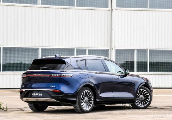 東風除了是導彈製造商，造豪華效能新能源SUV也是拿手好戲