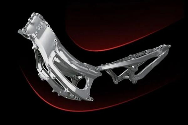 拉力車的鳥嘴，街車的後尾，踏板車的凸起，真的只是擺設嗎？