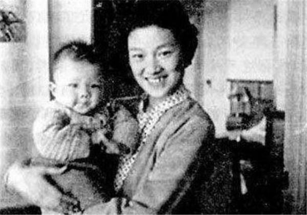 章含之:毛主席英文教師,丈夫出軌後嫁60歲喬冠華,晚年守寡25年 章含之:毛主席英文教師,丈夫出軌後嫁60歲喬冠華,晚年守寡25年